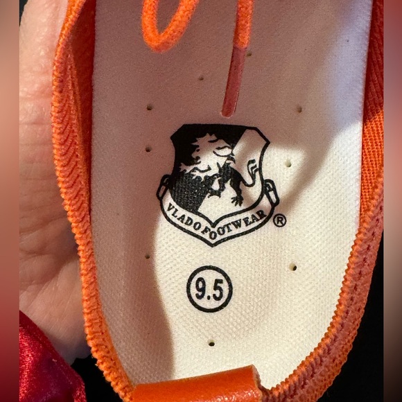 Vlado Footwear Men’s Venice sneakers size 9.5 color orange - Picture 7 of 7